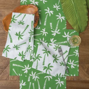 Beachy Palm Table Linens