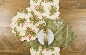 Holly Cream Table Linens
