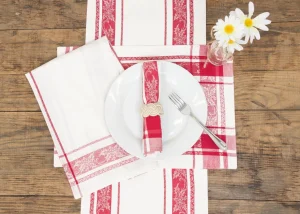 Jacquard Holly Table Linens