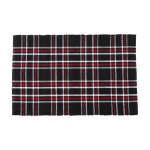 Poinsettia Plaid Table Linens